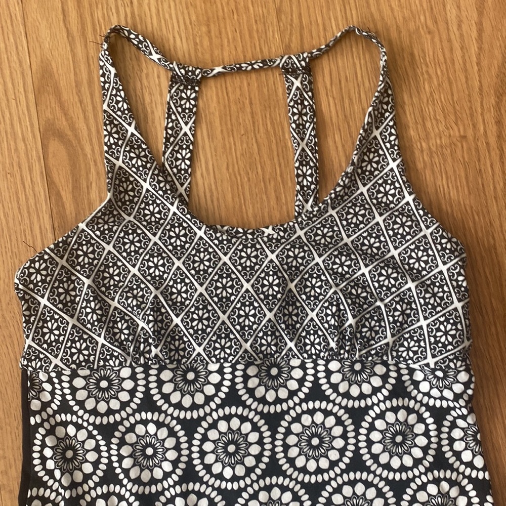 Prana dress UB2 - Picture 2 of 9